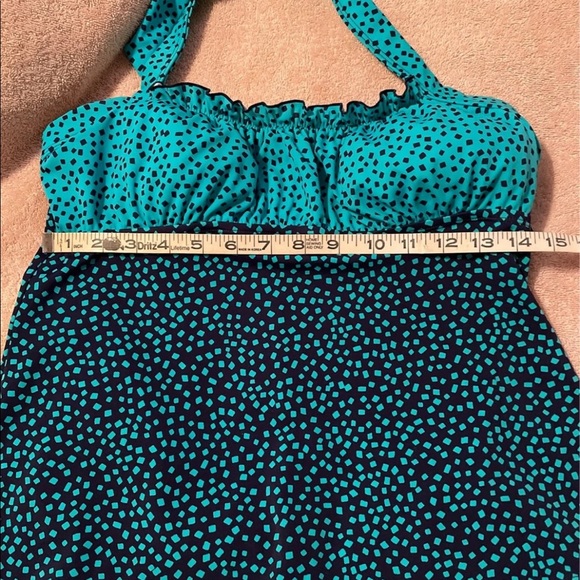 Tankini - Picture 3 of 8